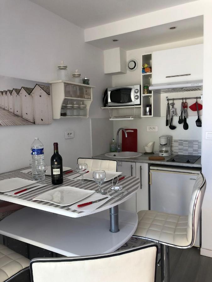 Charmant Studio A Cros De Cagnes Экстерьер фото