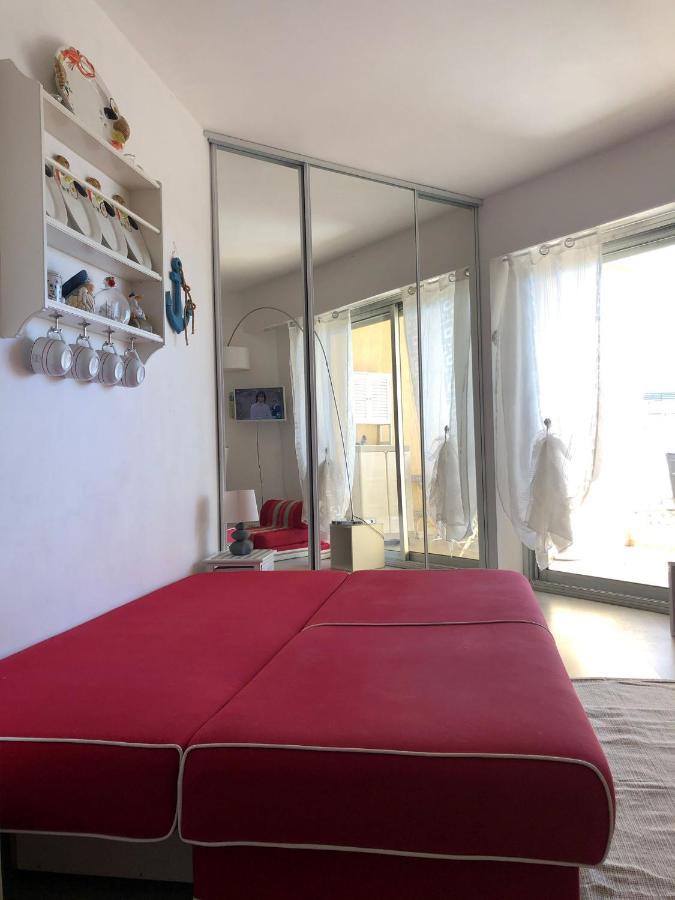 Charmant Studio A Cros De Cagnes Экстерьер фото